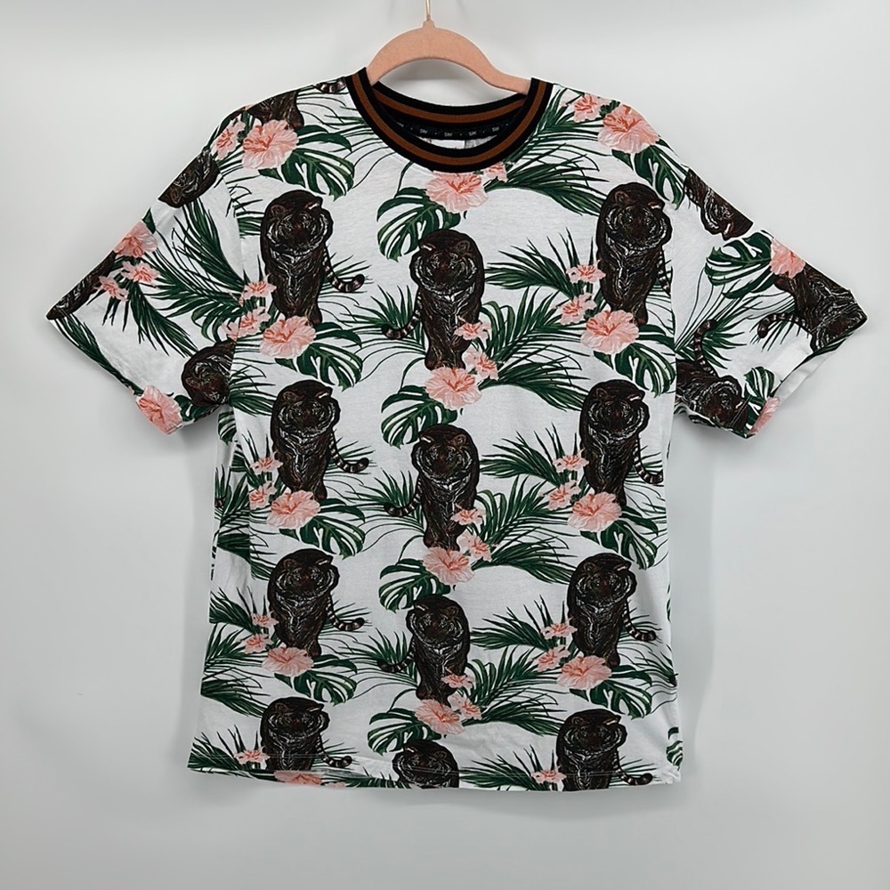 Sunrise Kingdom Tropical Green&Pink Tigger Short Sleeve Tee